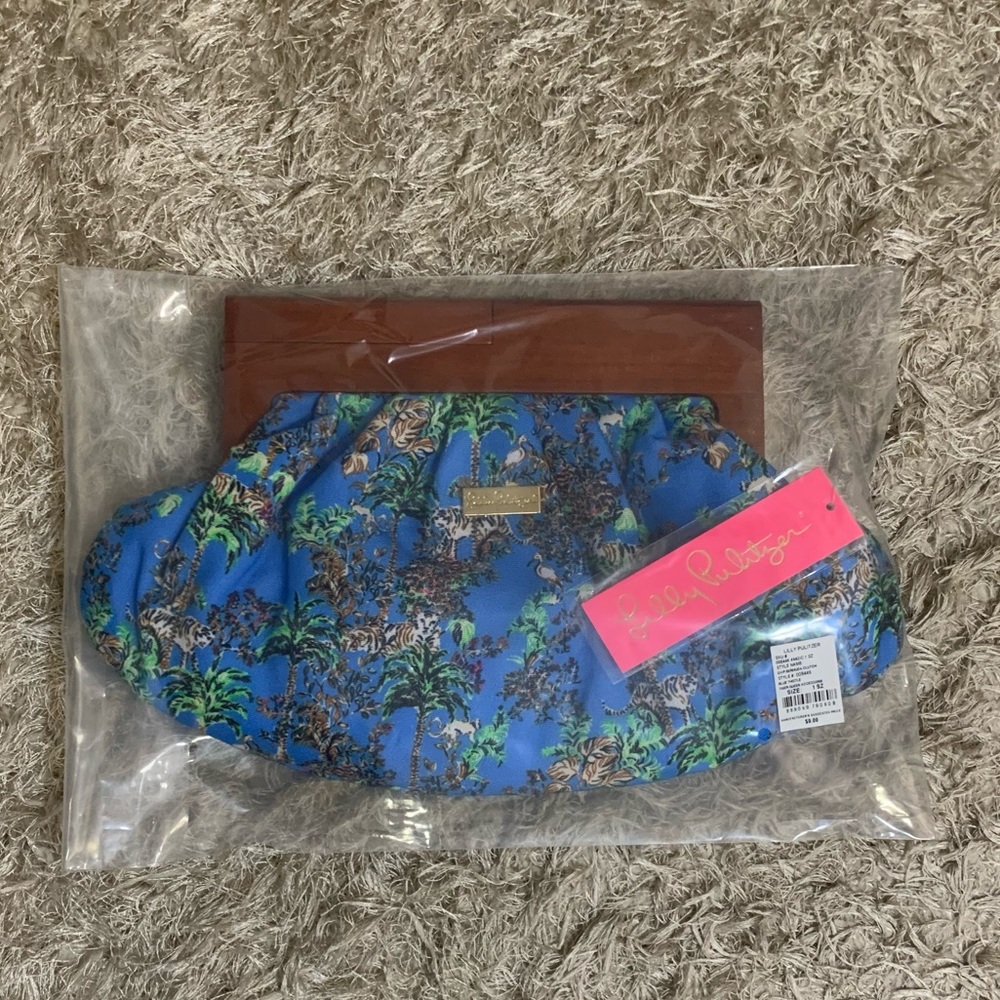 NWT Lilly Pulitzer GWP Bermuda Clutch - Picture 11 of 13